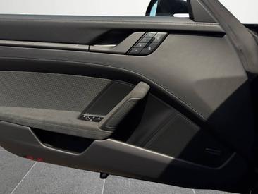 Porsche 992 II Carrera 4 GTS Cabriolet — photo 14