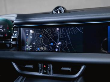 Porsche Macan Electrique — photo 18