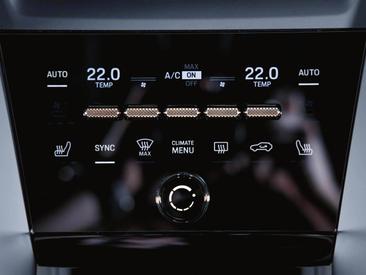 Porsche Macan Electrique — photo 19