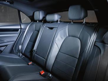 Porsche Macan Electrique — photo 23