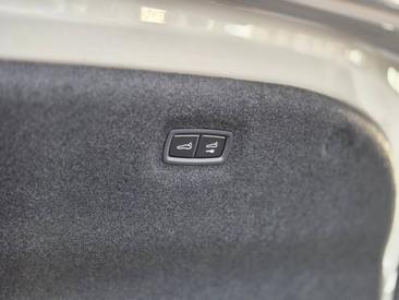 Porsche Taycan ph2 Black Edition — photo 32