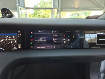 Porsche Taycan ph2 Black Edition — photo 40