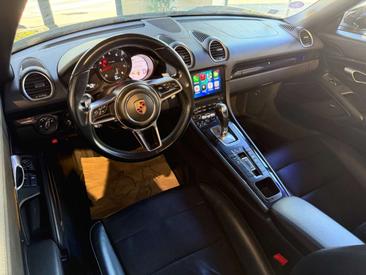 Porsche 718 Boxster Base — photo 6