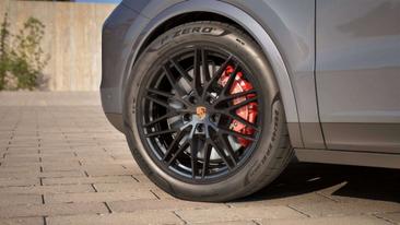 Porsche Cayenne III Turbo — photo 5