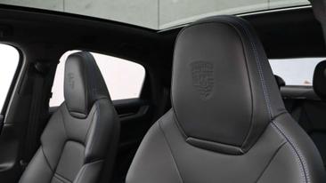 Porsche Cayenne III E-Hybrid — photo 12
