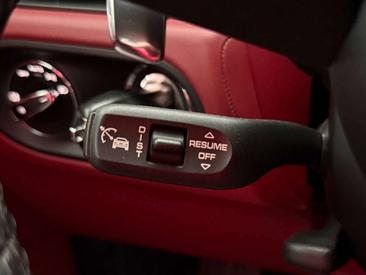 Porsche Macan GTS — photo 18