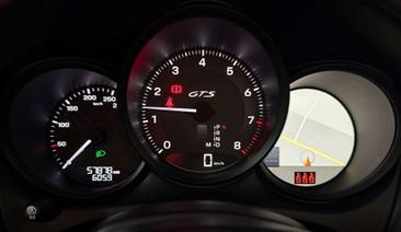 Porsche Macan GTS — photo 21