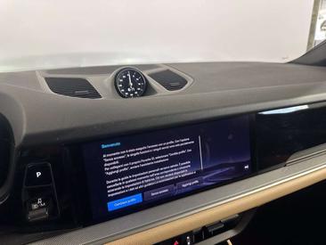 Porsche Cayenne III — photo 11