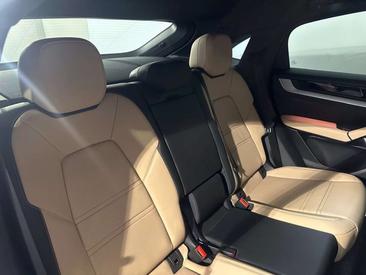 Porsche Cayenne III — photo 14