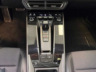 Porsche 992 I Carrera — photo 11