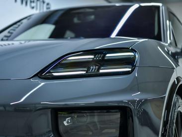 Porsche Macan Electrique Turbo — photo 8