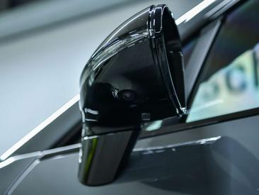 Porsche Macan Electrique Turbo — photo 12
