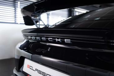 Porsche 718 GT4 — photo 9