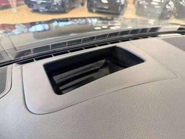 Porsche Cayenne III — photo 23