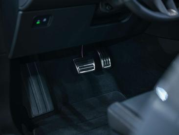 Porsche Macan Electrique Turbo — photo 26