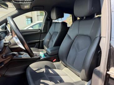 Porsche Macan Electrique Base — photo 6