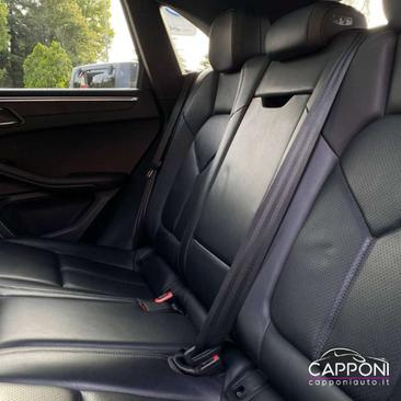 Porsche Macan Electrique Base — photo 12