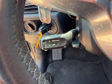 Porsche Macan Electrique Base — photo 12