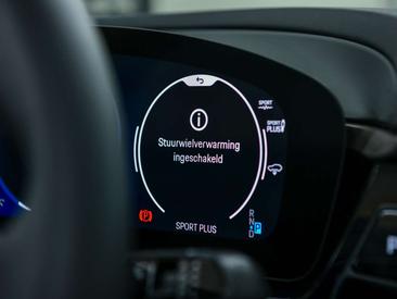 Porsche Macan Electrique Turbo — photo 37