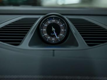 Porsche Macan Electrique Turbo — photo 39