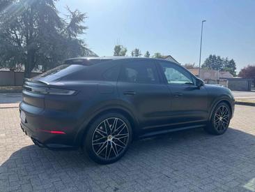 Porsche Cayenne III GTS — photo 8
