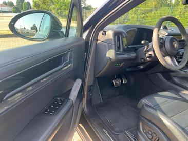Porsche Cayenne III GTS — photo 12