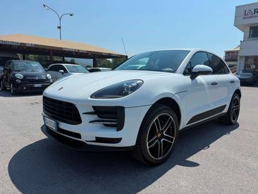 Porsche Macan Electrique Base — photo 3