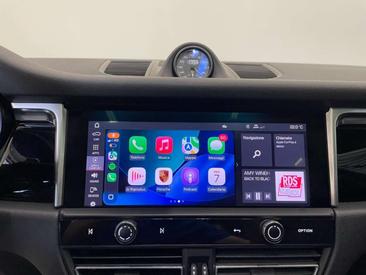Porsche Macan S — photo 12