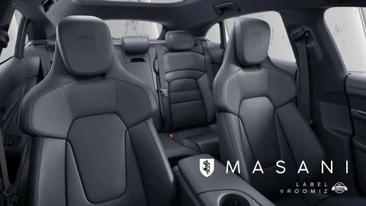 Porsche Taycan Black Edition — photo 10