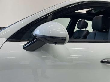 Porsche Macan S — photo 33