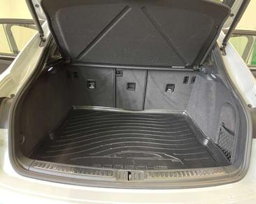 Porsche Macan S — photo 36
