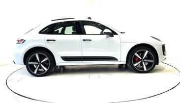 Porsche Macan S — photo 46