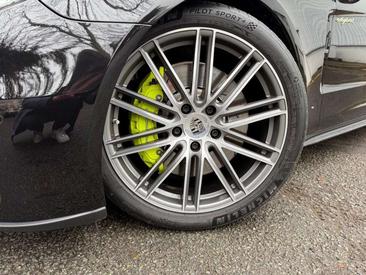 Porsche Panamera II E-Hybrid — photo 26