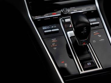 Porsche Panamera II E-Hybrid — photo 10