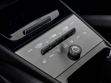 Porsche Cayenne III Base — photo 11