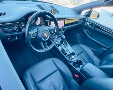 Porsche Macan S — photo 13