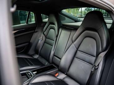 Porsche Panamera II E-Hybrid — photo 17