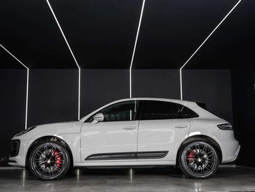 Porsche Macan Electrique GTS — photo 6