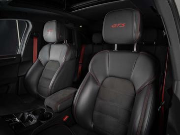 Porsche Macan Electrique GTS — photo 11