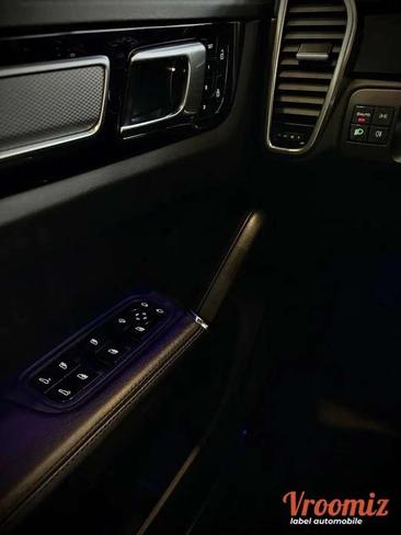 Porsche Cayenne III S — photo 24