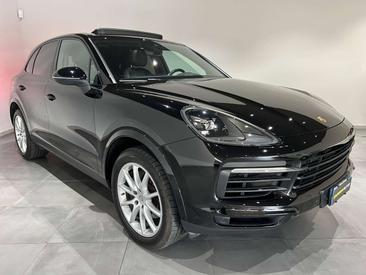 Porsche Cayenne III — photo 2