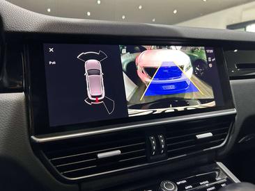 Porsche Cayenne III — photo 12
