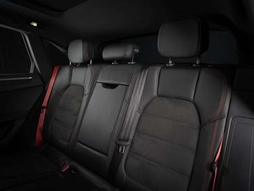 Porsche Macan Electrique GTS — photo 27