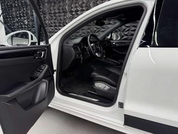Porsche Macan Electrique GTS — photo 29