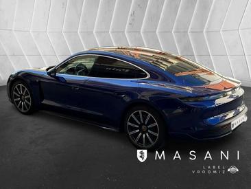 Porsche Taycan 4S — photo 6