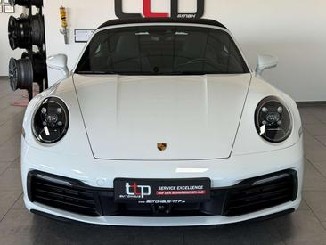 Porsche 992 I Carrera 4 — photo 4