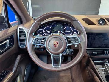 Porsche Cayenne III Turbo — photo 14