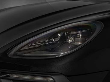Porsche Macan Electrique T — photo 21
