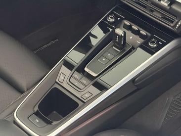 Porsche 992 I Carrera 4 — photo 19