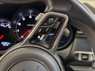 Porsche Macan Electrique — photo 17
